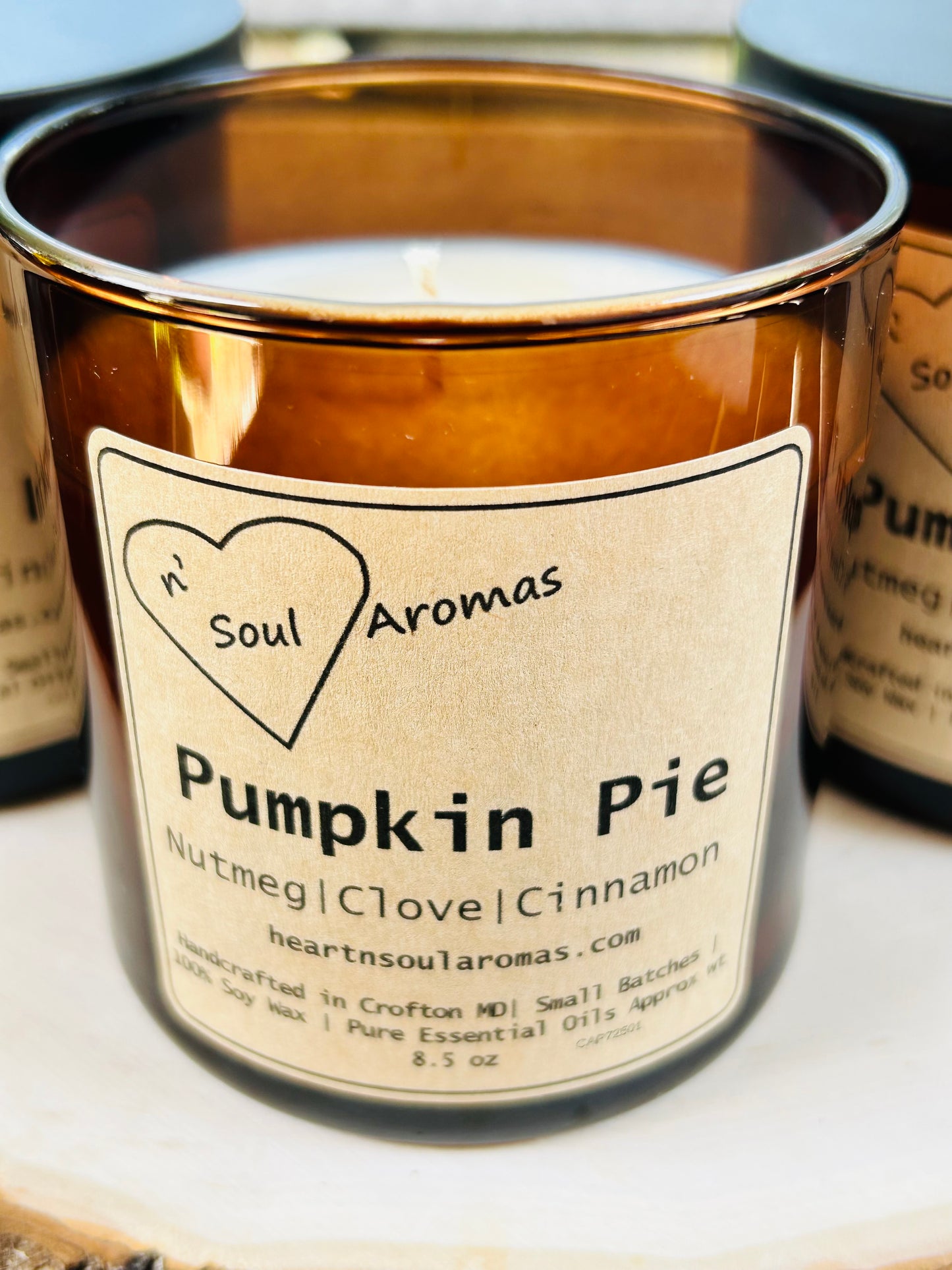 Pumpkin Pie – 100% Soy Wax Candle Hand Poured With Pure Essential Oils.